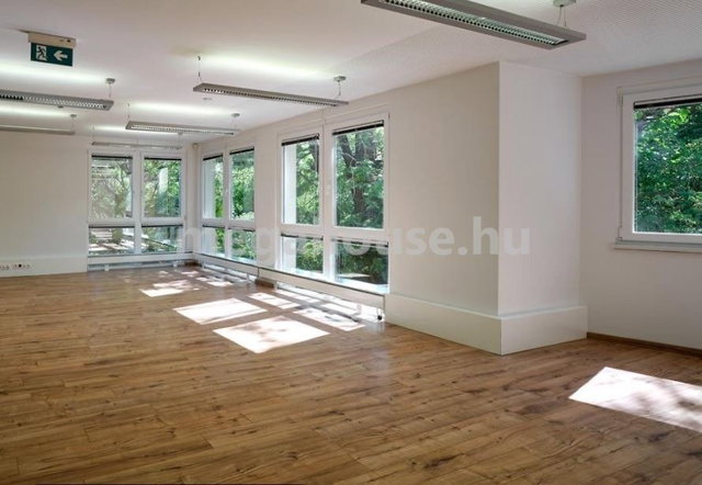 Kiadó iroda, Budapesten, XI. kerületben 12810 E Ft / hó