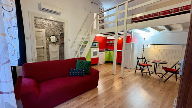 Kiadó téglalakás, albérlet, Debrecenben 180 E Ft / hó, 2 szobás