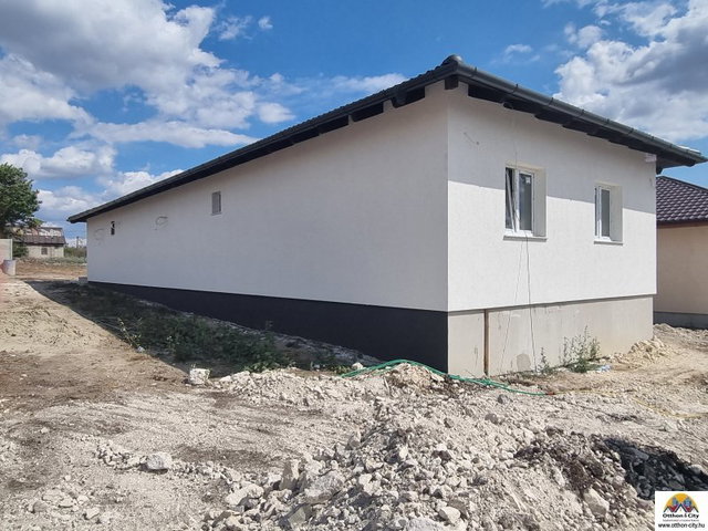 Eladó családi ház, Érden 54 M Ft, 3 szobás