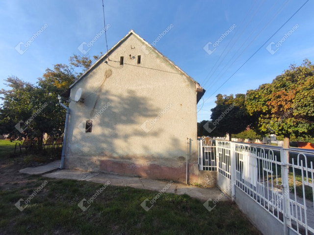 Eladó családi ház, Böhönyén 18.9 M Ft, 1 szobás