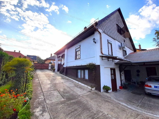 Eladó családi ház, Gödöllőn 104.9 M Ft, 5 szobás
