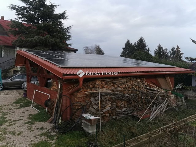 Eladó családi ház, Cserszegtomajon 169.9 M Ft, 6 szobás