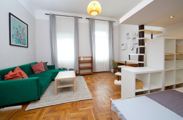 Kiadó sorház, albérlet, XX. kerületben, Nagy Győri István utcában