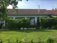 Eladó családi ház, Tiszaderzsen 28 M Ft, 3+2 szobás