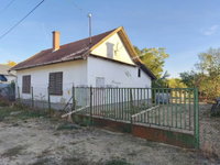 Eladó családi ház, Kőteleken, Aradi úton 7.9 M Ft, 2 szobás