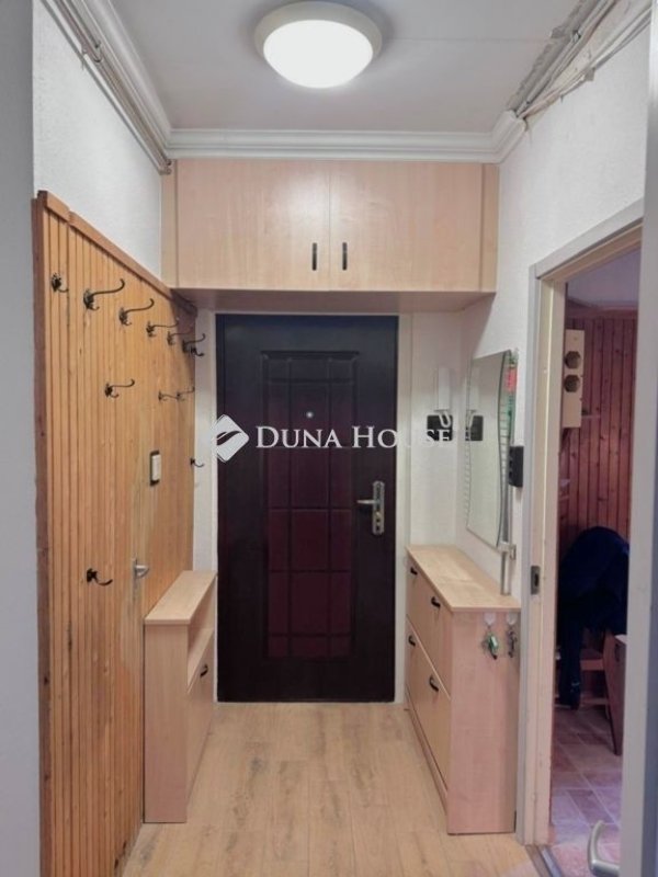 1 bed · 67m² · 75.900.000 ft