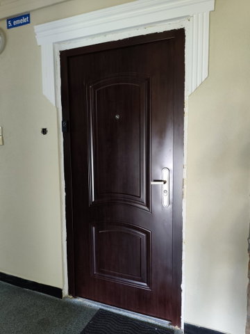 Eladó panellakás, Egerben 39.5 M Ft, 3+2 szobás