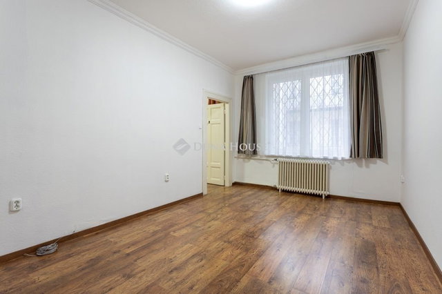 Kiadó téglalakás, albérlet, Budapesten, VI. kerületben