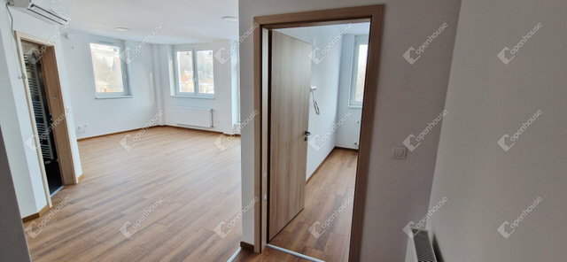 Eladó téglalakás, Miskolcon 65 M Ft, 3 szobás