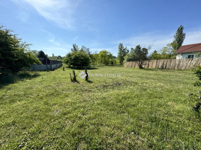Eladó telek, Szigetmonostorban, Füzeserdő utcában 29.9 M Ft