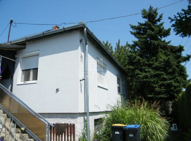 Eladó családi ház, Érden 95 M Ft, 3 szobás