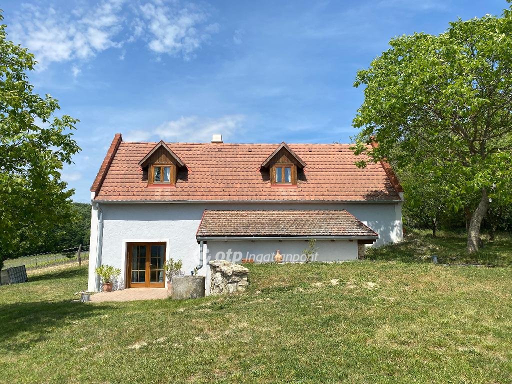 3 bed · 88m² · 99.000.000 ft