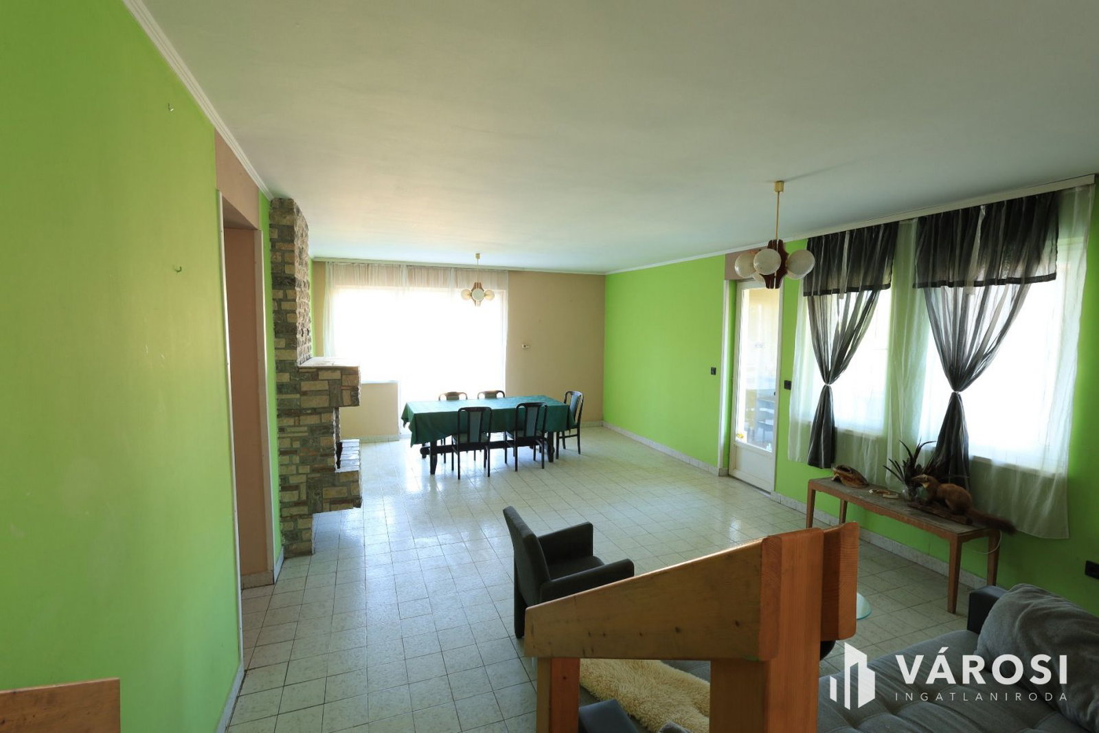 7 bed · 308m² · 79.900.000 ft