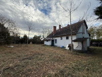 Eladó családi ház, Csemőn 23.9 M Ft, 2 szobás