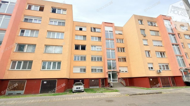 Eladó panellakás, Kecskeméten 47.9 M Ft, 2 szobás