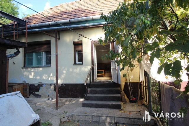 Eladó családi ház, Vizsláson 6 M Ft, 2 szobás