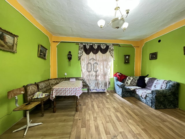 Eladó családi ház, Mezősason 10.5 M Ft, 4 szobás