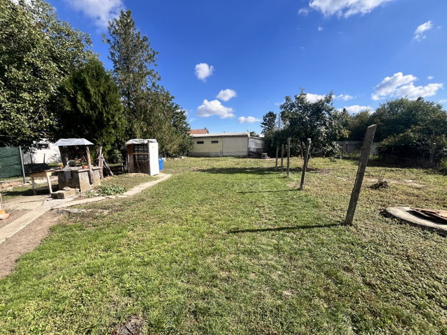 Eladó családi ház, Sarkadon 9.5 M Ft, 2 szobás