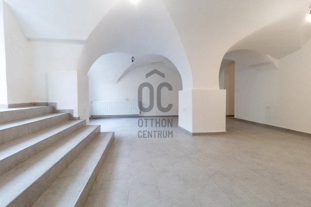 Eladó ipari ingatlan, Sopronban 88 M Ft / költözzbe.hu