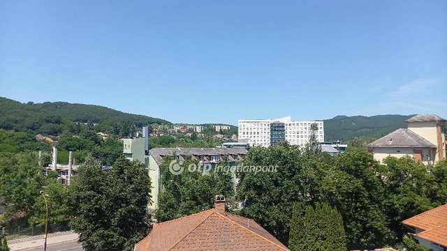Eladó családi ház, Salgótarjánban 64.9 M Ft, 5 szobás