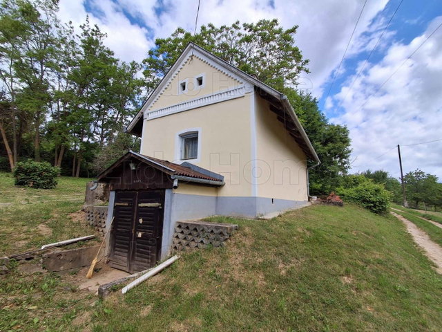Eladó nyaraló, Galambokon 12.5 M Ft, 1 szobás