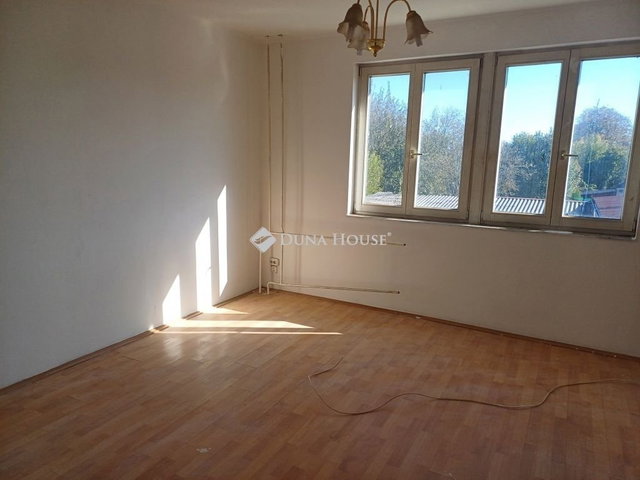 Eladó családi ház, Miskolcon 49 M Ft, 7 szobás