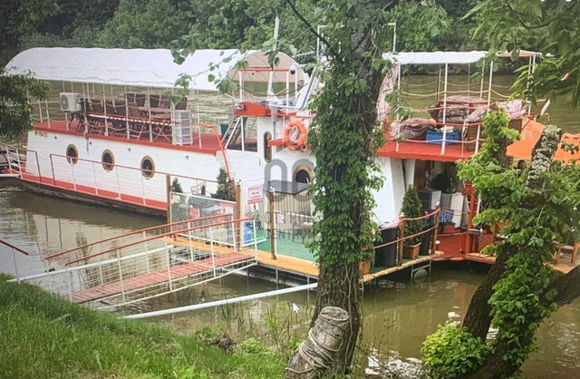 Eladó nyaraló, Rakamazon 37.5 M Ft, 2 szobás