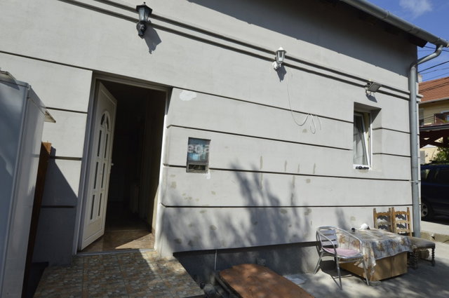 Eladó családi ház, Budaörsön 140 M Ft, 5 szobás