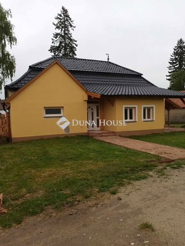 Eladó családi ház, Hosszúhetényen 73 M Ft, 3 szobás