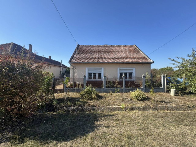 Eladó családi ház, Nyírcsaholyon 19 M Ft, 2+1 szobás