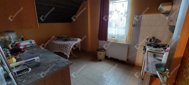 Eladó családi ház, Zalaszentivánon 40 M Ft, 7 szobás