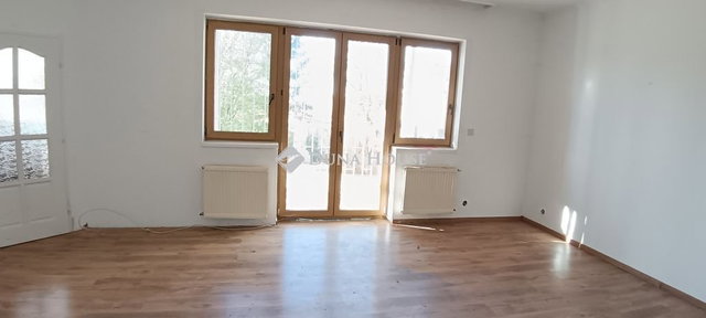 Eladó téglalakás, Budaörsön 99.9 M Ft, 2 szobás