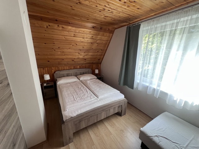 Eladó nyaraló, Békésszentandráson 89.5 M Ft, 3 szobás