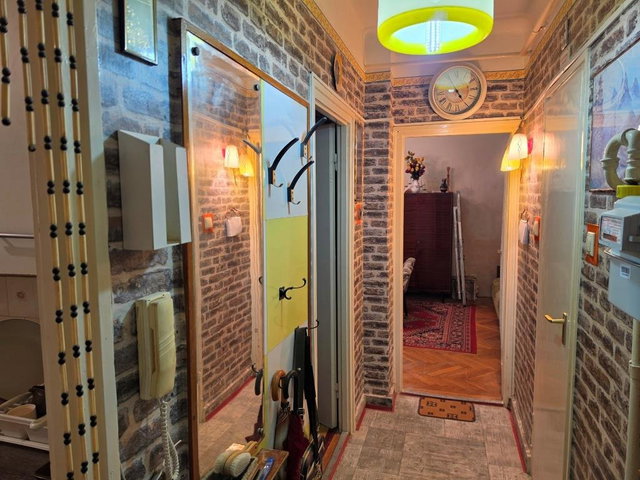Eladó téglalakás, Kaposváron, Arany János utcában 27 M Ft