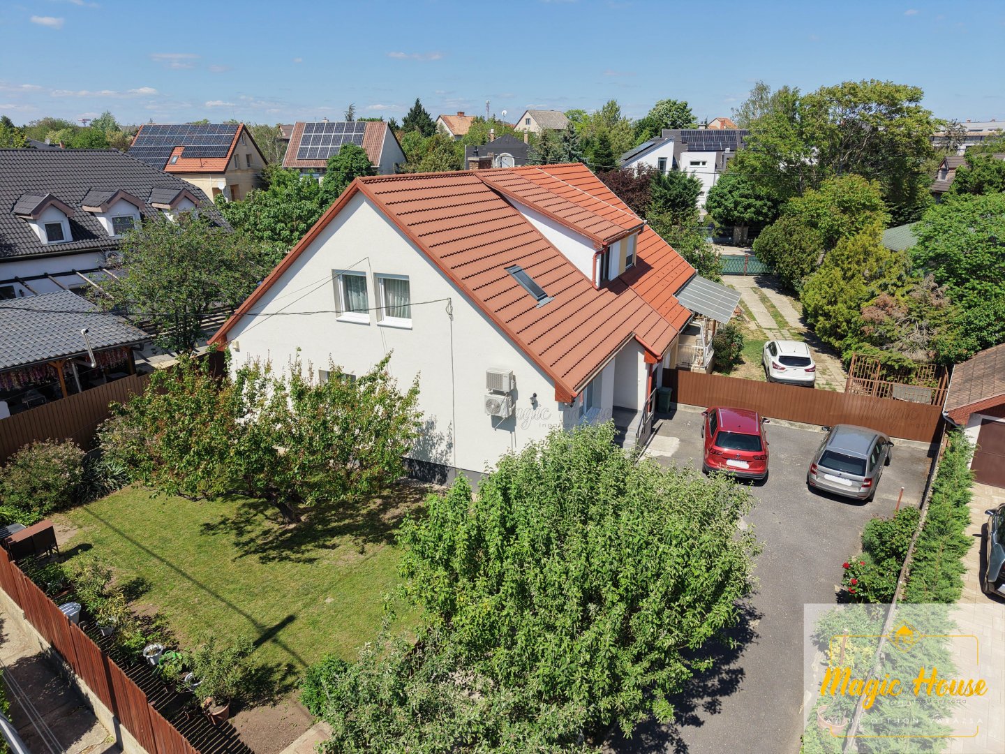 Ikerház · 4 hálószoba · 164 m² · 119.900.000 Ft