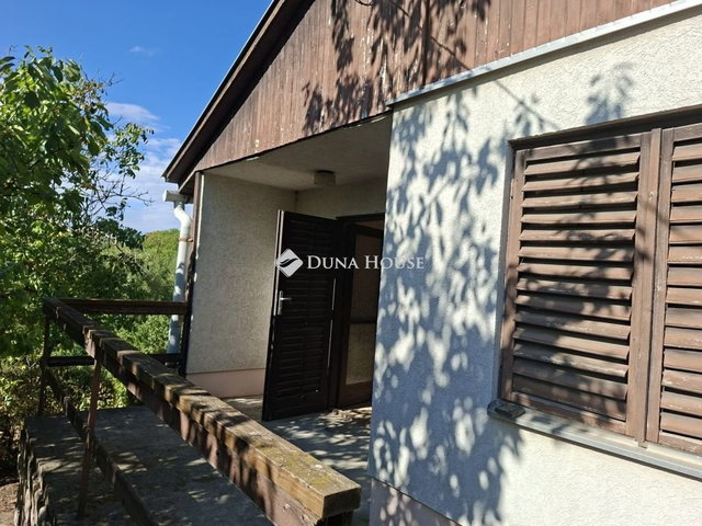 Eladó családi ház, Rácalmáson 12.5 M Ft, 2 szobás