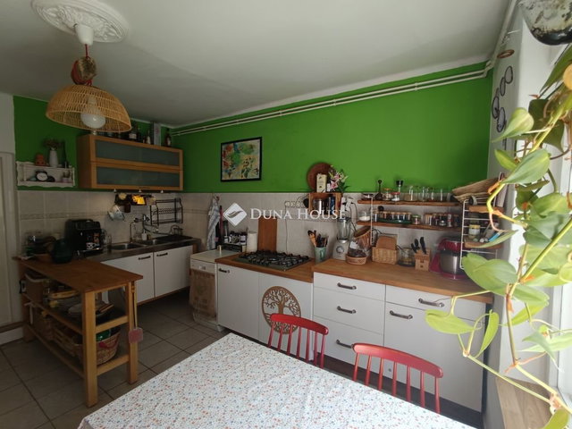 Eladó családi ház, Tengődön 36 M Ft, 4 szobás
