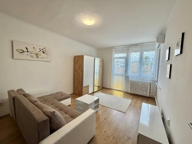 Kiadó téglalakás, albérlet, Nyíregyházán 140 E Ft / hó