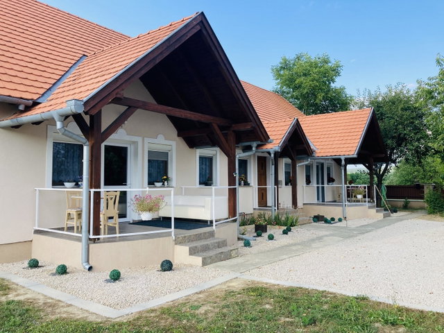 Eladó családi ház, Kehidakustányban 110 M Ft, 7 szobás
