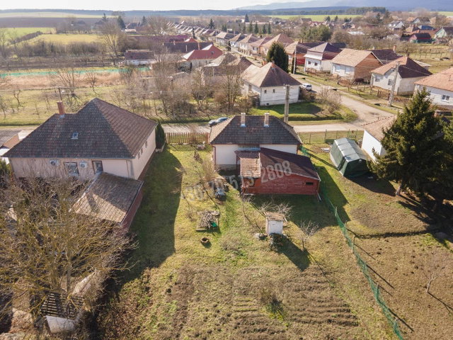 Eladó családi ház, Patakon 16 M Ft, 1 szobás