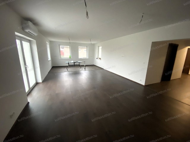 Eladó családi ház, Nagykátán 94.99 M Ft, 4 szobás