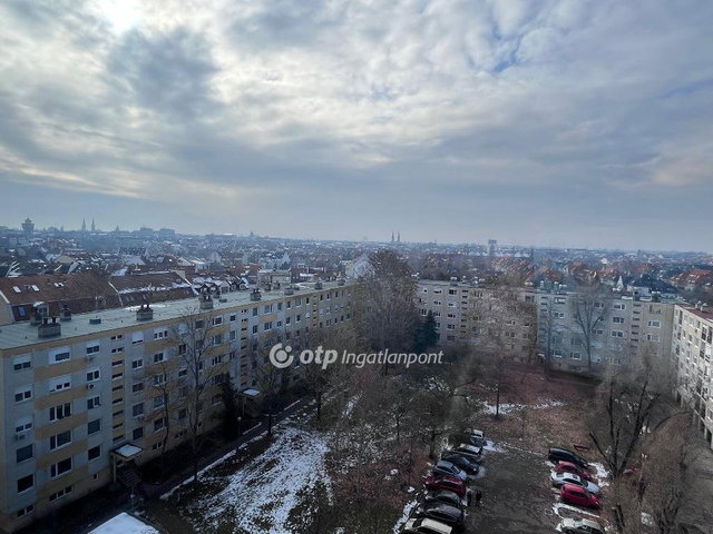 Eladó panellakás, Szegeden 47.3 M Ft, 2 szobás