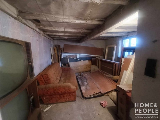 Eladó családi ház, Szatymazon 4.99 M Ft, 3 szobás