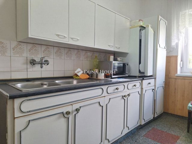 Eladó családi ház, Csempeszkopácson 34.7 M Ft, 2 szobás