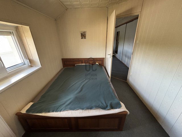 Eladó családi ház, Várpalotán 122 M Ft, 6 szobás