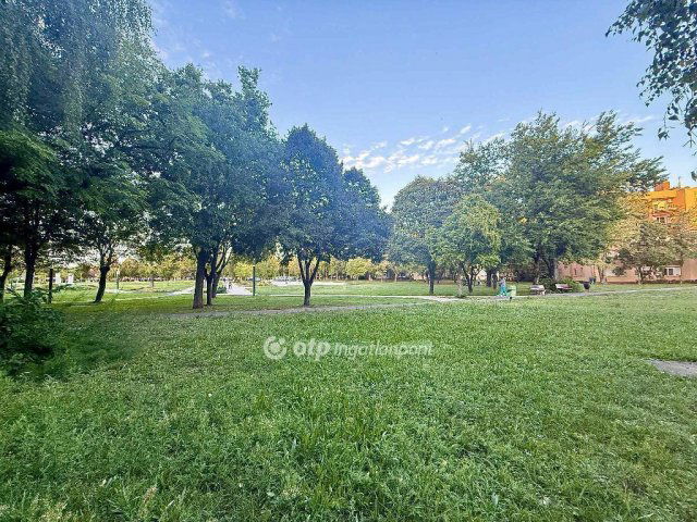 Eladó téglalakás, Budapesten, XXI. kerületben 54.9 M Ft