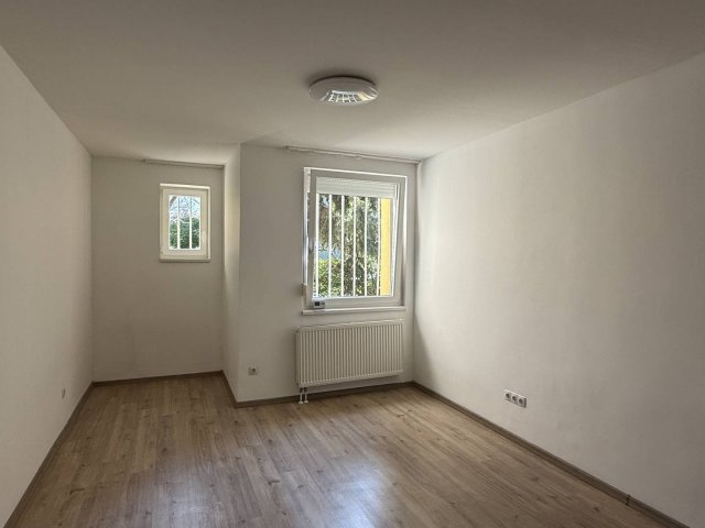Kiadó téglalakás, albérlet, Székesfehérvárott 160 E Ft / hó