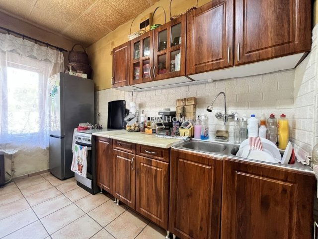 Eladó családi ház, Tápiószentmártonon 17.9 M Ft, 2 szobás