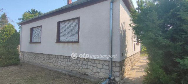 Eladó családi ház, Celldömölkön 42.49 M Ft, 2+1 szobás