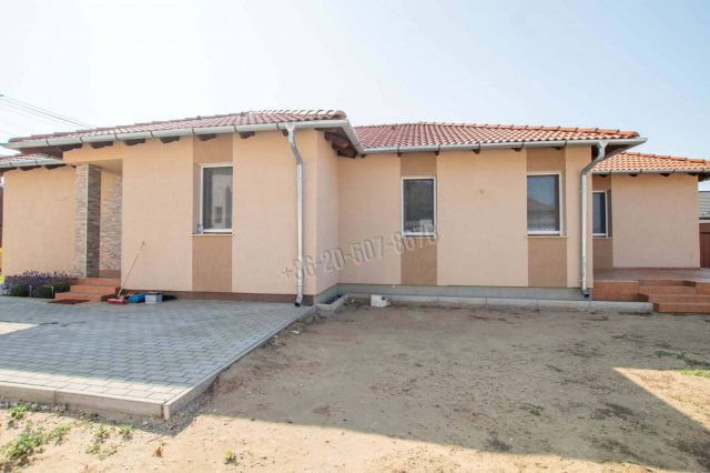 Eladó családi ház, Gyálon 125 M Ft, 5 szobás